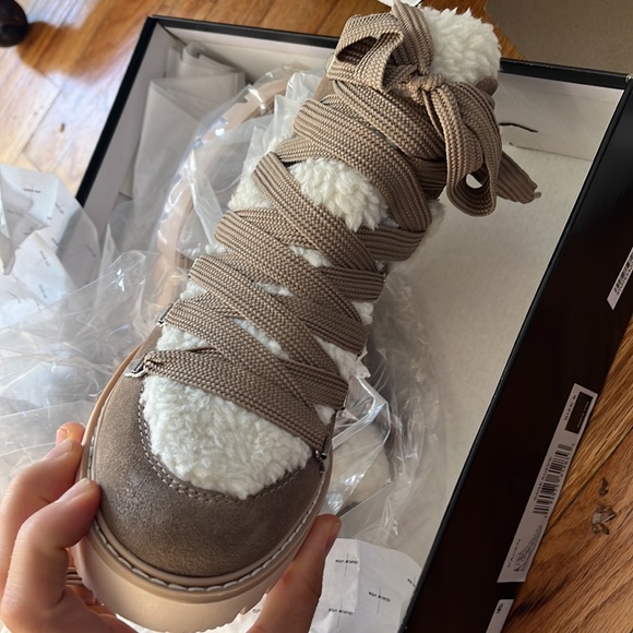 NIB Dolce Vita Pacen Faux Suede Winter Ankle Boots Sage Suede Size 8 - Picture 5 of 7